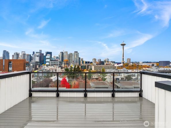 1013 C 6th Avenue N, Seattle WA 98109