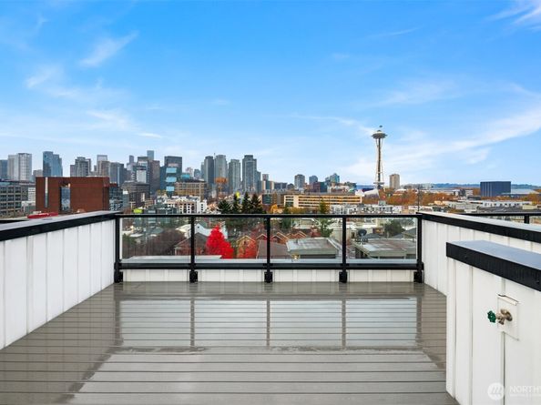 1013 C 6th Avenue N, Seattle WA 98109