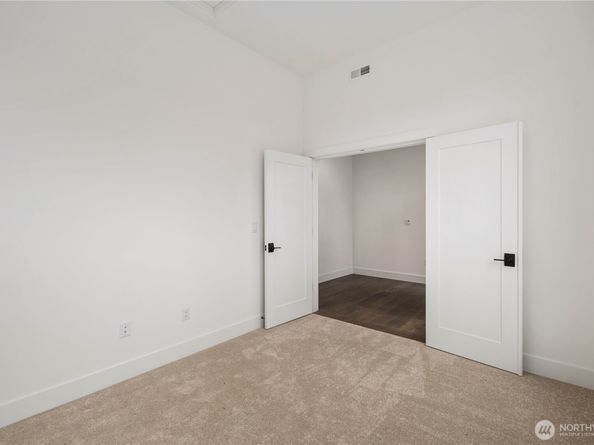 721 211th Place SE, Bothell WA 98021