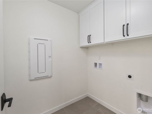 721 211th Place SE, Bothell WA 98021