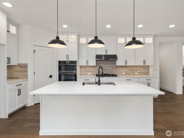 721 211th Place SE, Bothell WA 98021