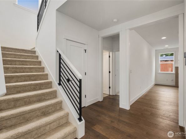 721 211th Place SE, Bothell WA 98021