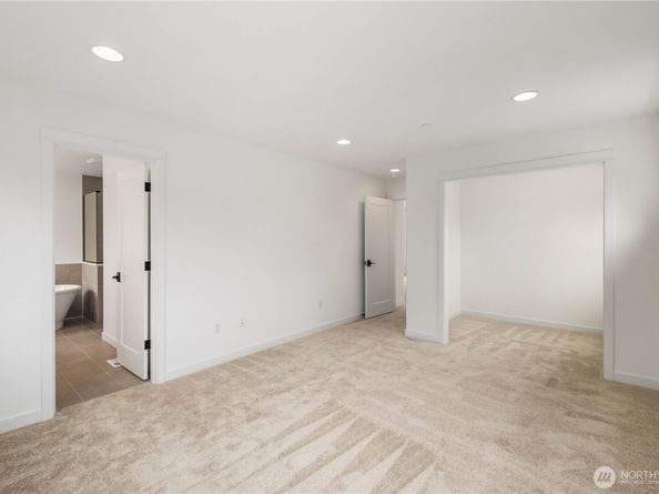 721 211th Place SE, Bothell WA 98021