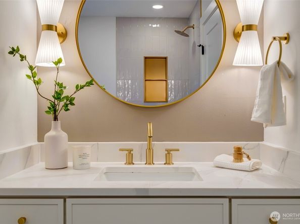 20126 81st Avenue W, Edmonds WA 98026