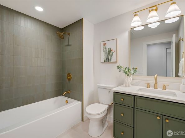 20126 81st Avenue W, Edmonds WA 98026