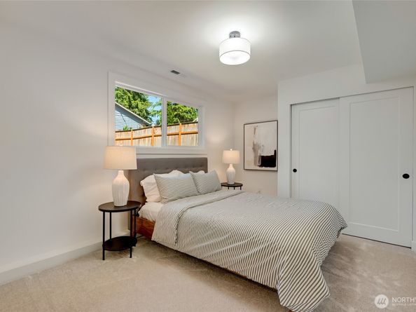 20126 81st Avenue W, Edmonds WA 98026