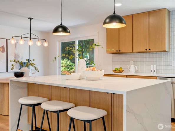 20126 81st Avenue W, Edmonds WA 98026