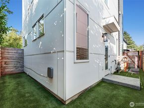 7721 Mary Avenue NW A, Seattle WA 98117