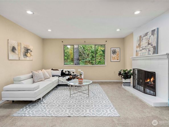 10316 NE 202nd Street, Bothell WA 98011