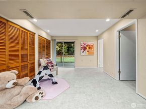 10316 NE 202nd Street, Bothell WA 98011