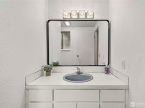 10316 NE 202nd Street, Bothell WA 98011