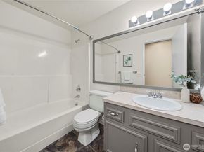 10316 NE 202nd Street, Bothell WA 98011