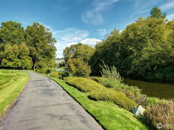 17432 Bothell Way NE B106, Bothell WA 98011