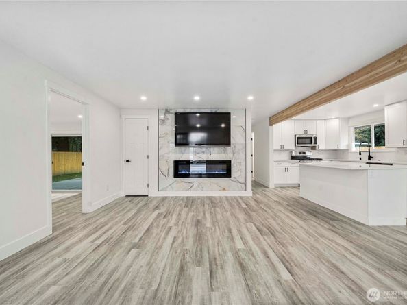 243 S 187th Street, Burien WA 98148