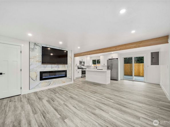 243 S 187th Street, Burien WA 98148