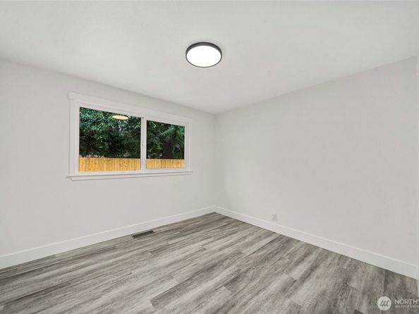 243 S 187th Street, Burien WA 98148