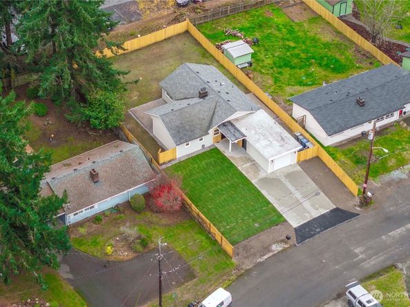 243 S 187th Street, Burien WA 98148