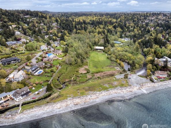 243 S 187th Street, Burien WA 98148