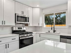 243 S 187th Street, Burien WA 98148