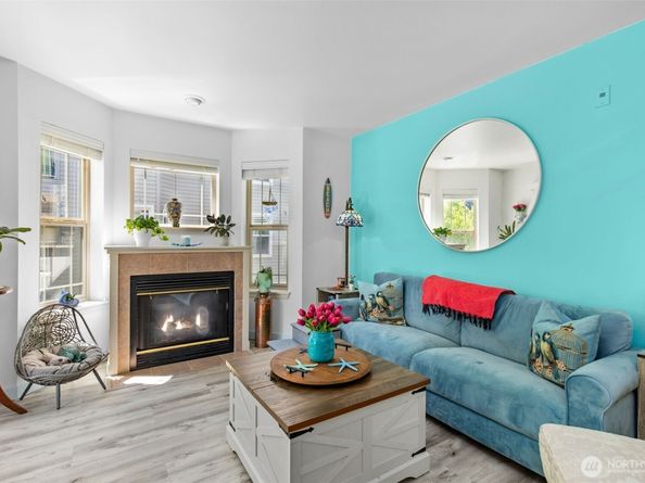 20800 72nd Avenue W 202, Edmonds WA 98026