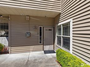 20800 72nd Avenue W 202, Edmonds WA 98026
