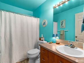 20800 72nd Avenue W 202, Edmonds WA 98026