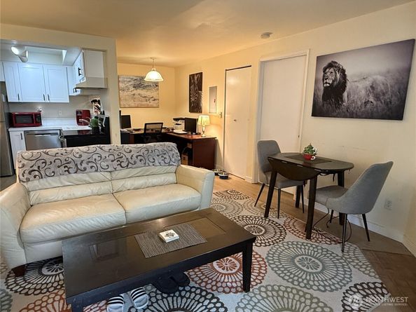 21301 52nd Avenue W B112, Mountlake Terrace WA 98043