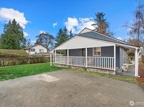 10456 47th Avenue S, Tukwila WA 98178