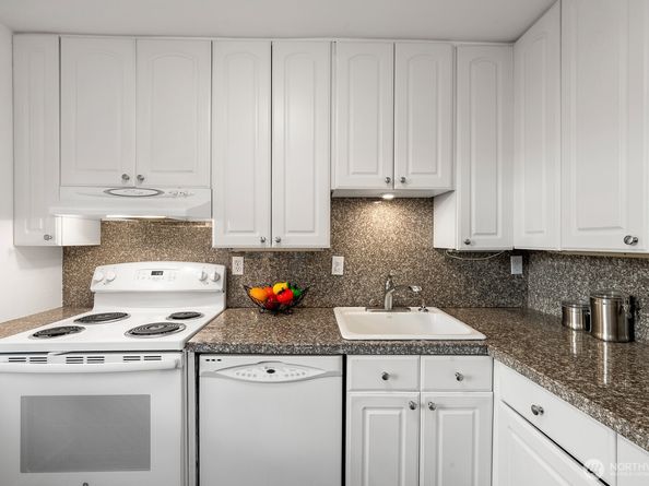 912 3rd Avenue W 101, Seattle WA 98119