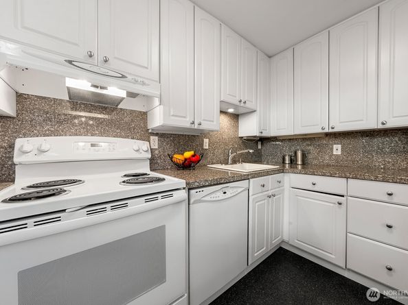 912 3rd Avenue W 101, Seattle WA 98119