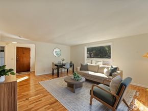 10340 39th Avenue NE, Seattle WA 98125