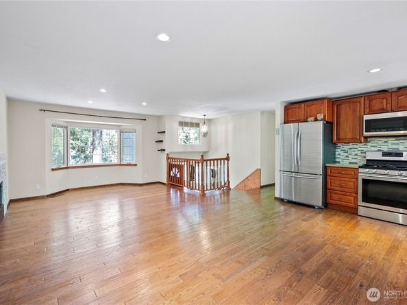 10122 50th Place W, Mukilteo WA 98275