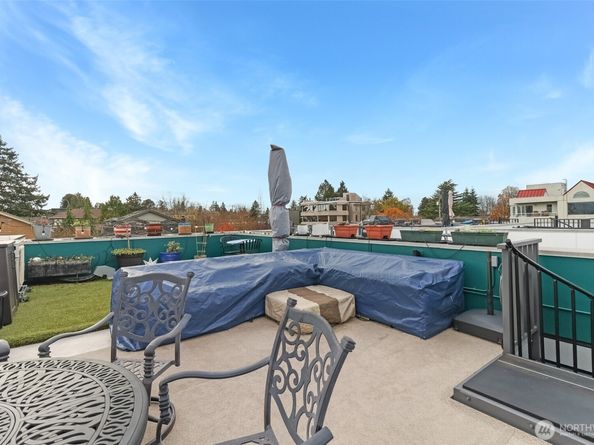 1612 SW California Avenue D, Seattle WA 98116