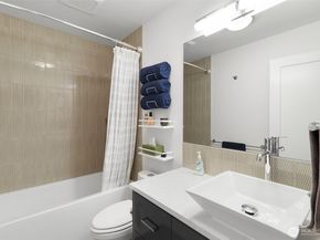 1612 SW California Avenue D, Seattle WA 98116