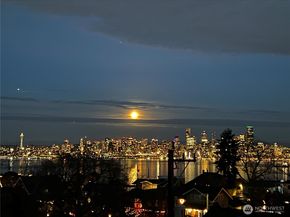 1612 SW California Avenue D, Seattle WA 98116