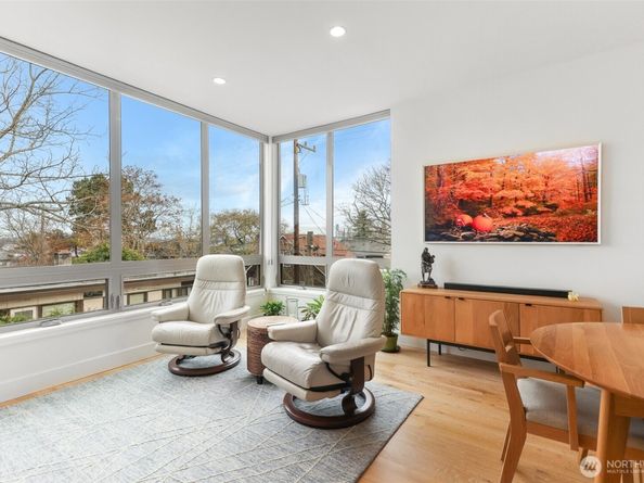 1612 SW California Avenue D, Seattle WA 98116