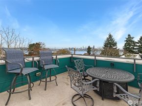 1612 SW California Avenue D, Seattle WA 98116