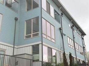 1612 SW California Avenue D, Seattle WA 98116