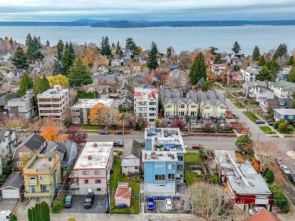 1612 SW California Avenue D, Seattle WA 98116