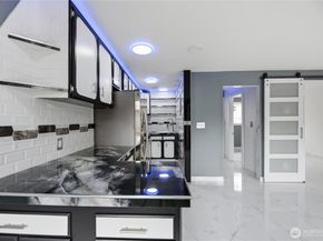 748 S Cloverdale Street 8, Seattle WA 98108