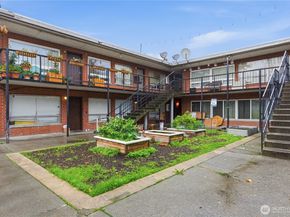 748 S Cloverdale Street 8, Seattle WA 98108
