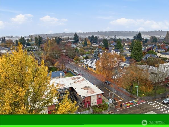 748 S Cloverdale Street 8, Seattle WA 98108