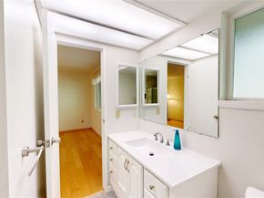 15618 SE 174th Street, Renton WA 98058