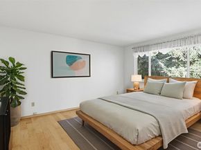 15618 SE 174th Street, Renton WA 98058