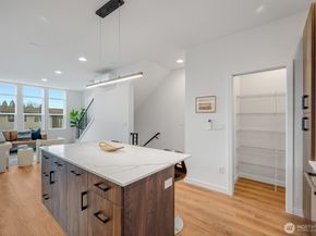 3014 B NW 56th Street, Seattle WA 98107