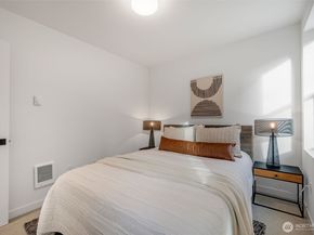 3014 B NW 56th Street, Seattle WA 98107