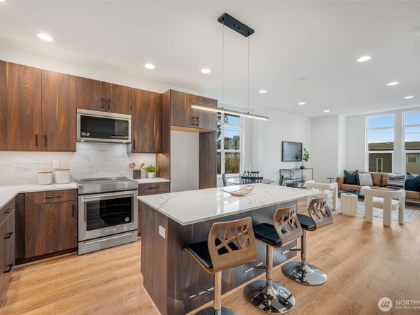 3014 B NW 56th Street, Seattle WA 98107