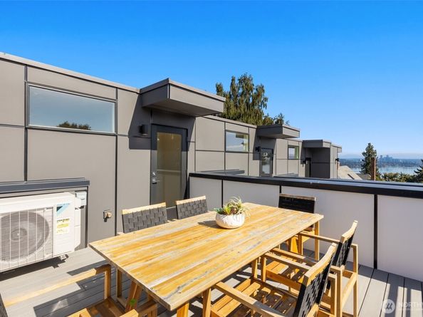 3406 E Spring Street, Seattle WA 98122