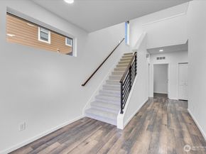 34196 56th Avenue S, Auburn WA 98001