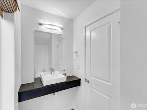 34196 56th Avenue S, Auburn WA 98001